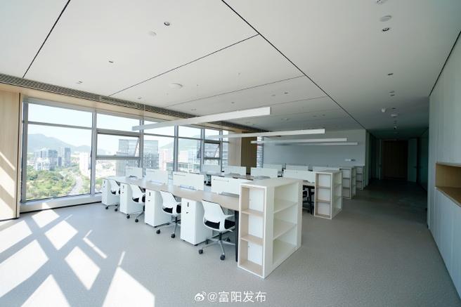 近日,由浙江建东医药投资管理投资兴建的总部大楼落成启用